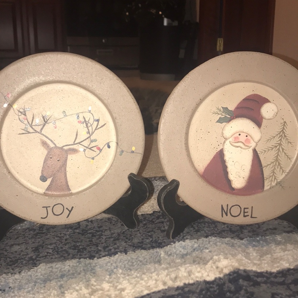 Christmas decorative plates